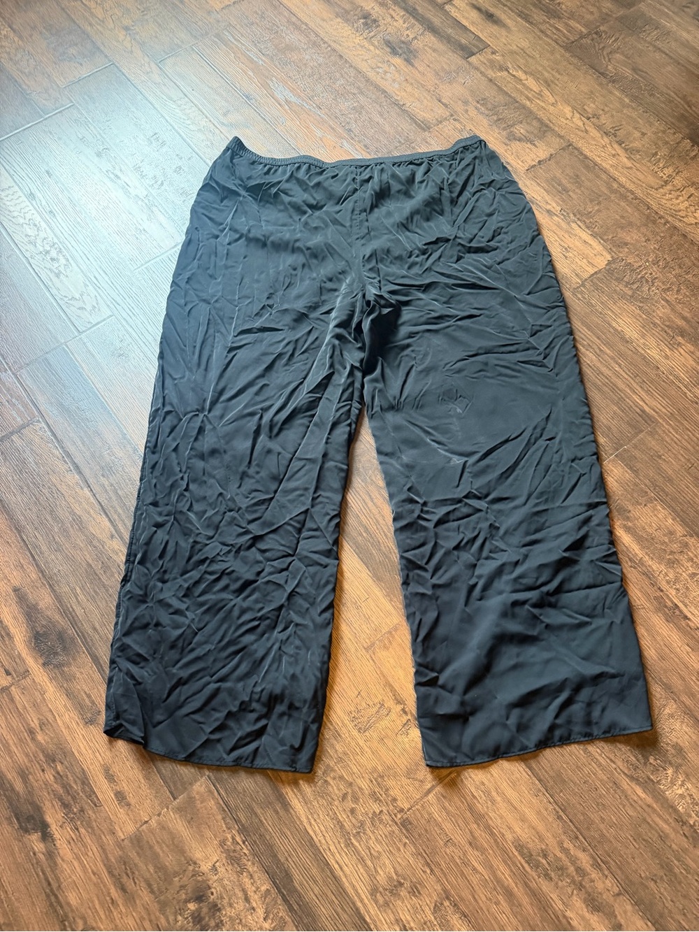 Abercrombie and Fitch pull on trousers - Picture 3 of 3